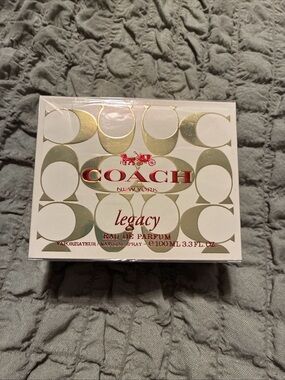 Coach legacy 3.3oz EAU de Parfum spray for ladies sealed